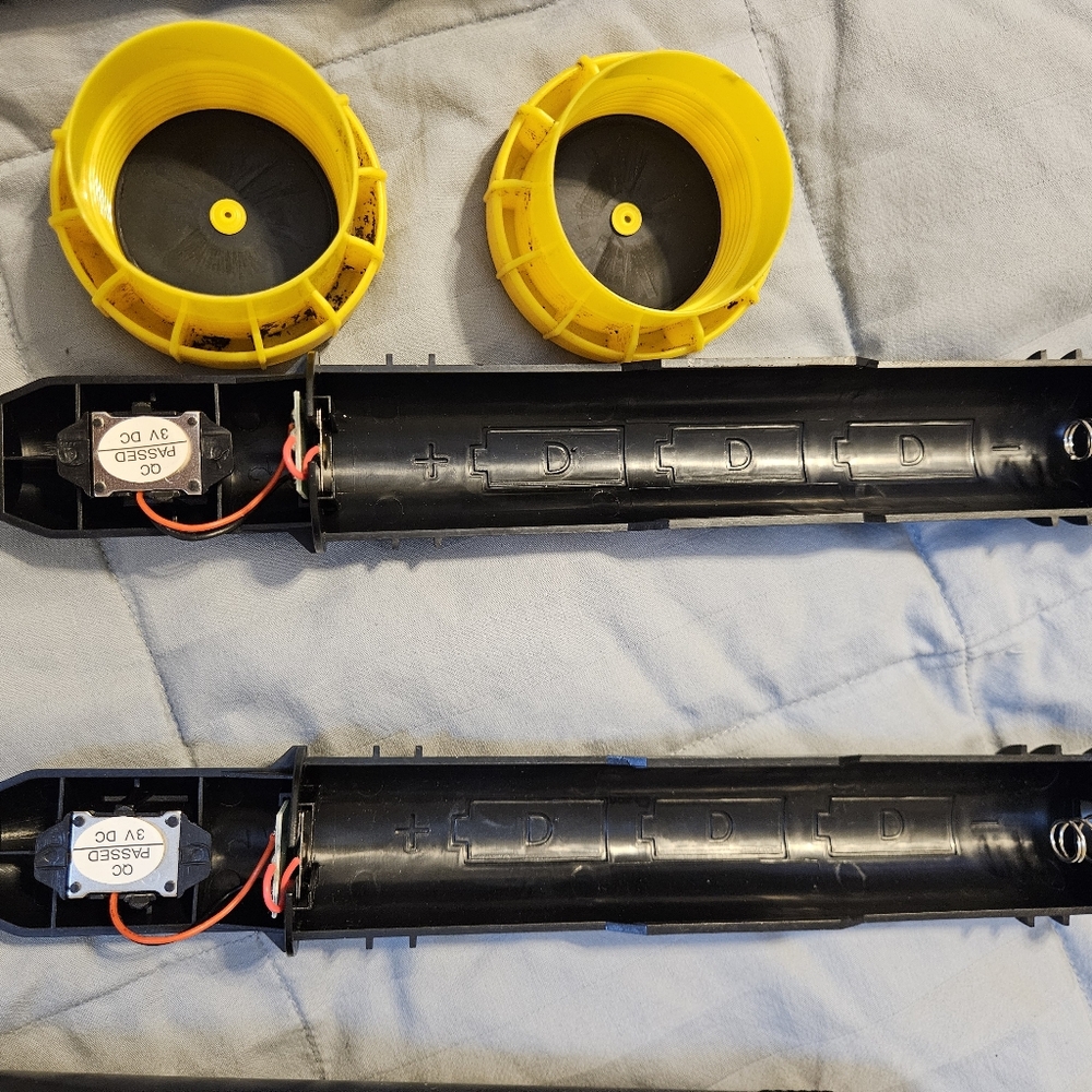 Ultrasounic rodent repellent stakes (pair of 2)